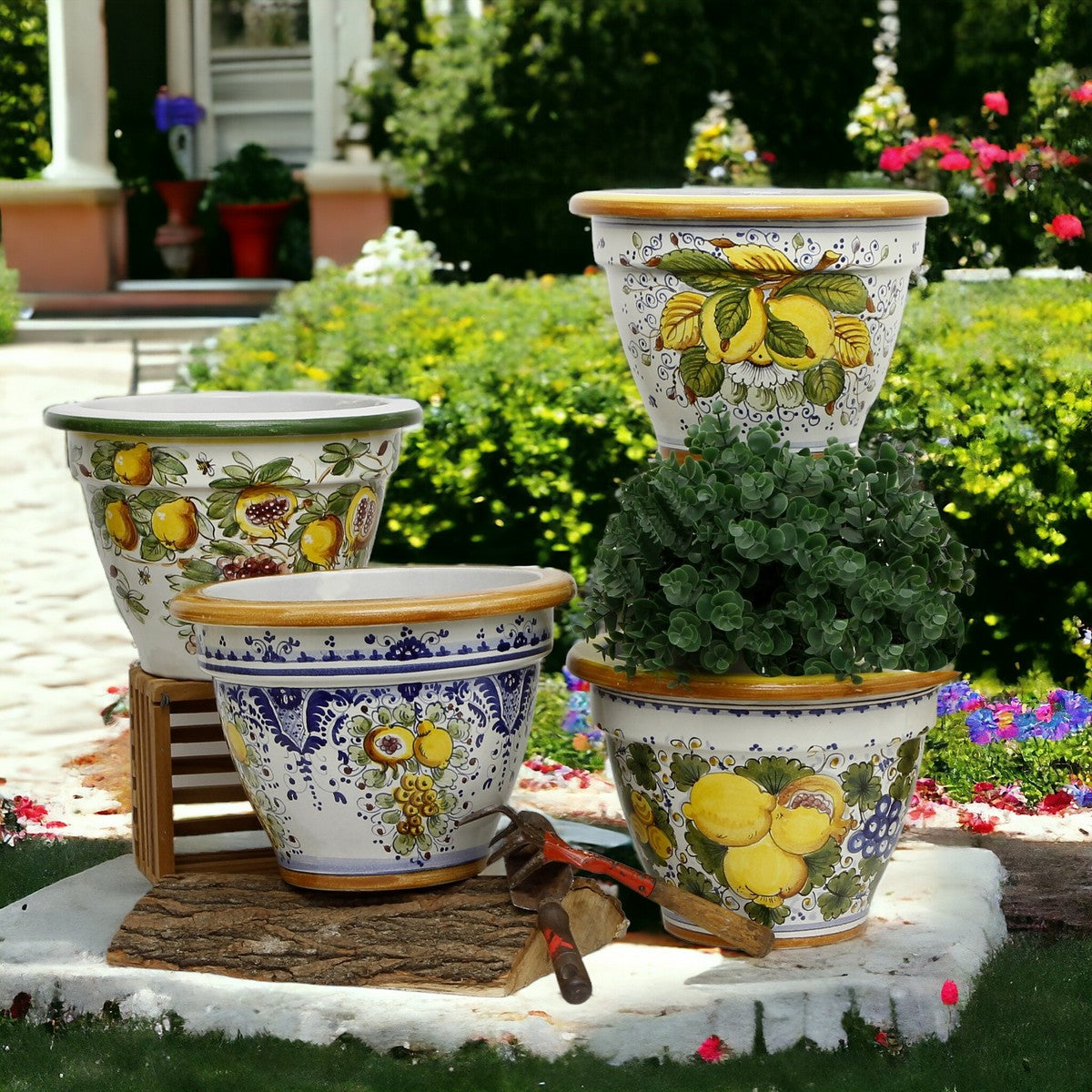 TOSCANA PLANTER: Round Tuscan planter/vase 'Campana' - Strong Terracotta indoor/outdoor freeze resistant - FRUTTA Design