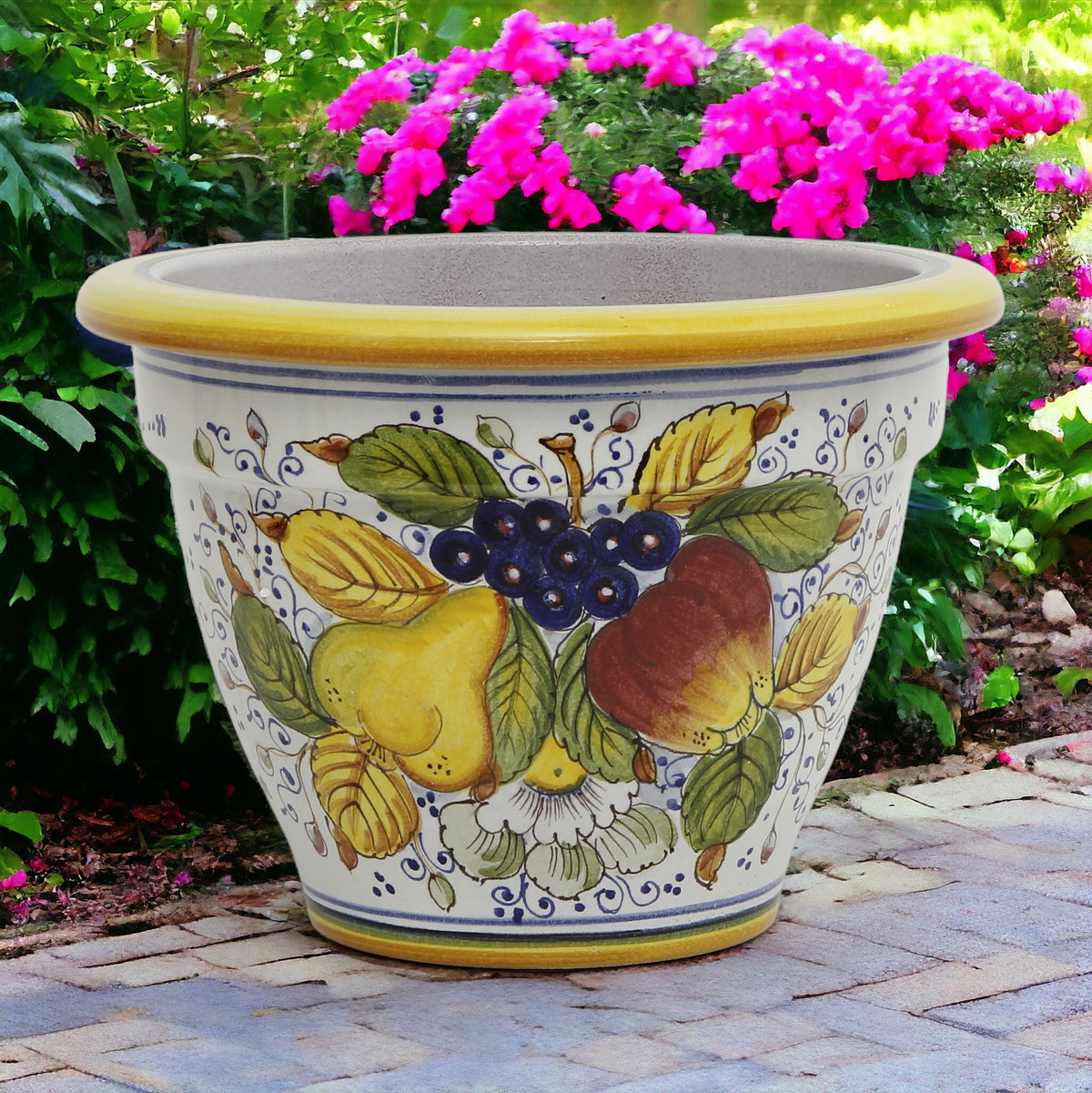 TOSCANA PLANTER: Round Tuscan planter/vase 'Campana' - Strong Terracotta indoor/outdoor freeze resistant - FRUTTA Design