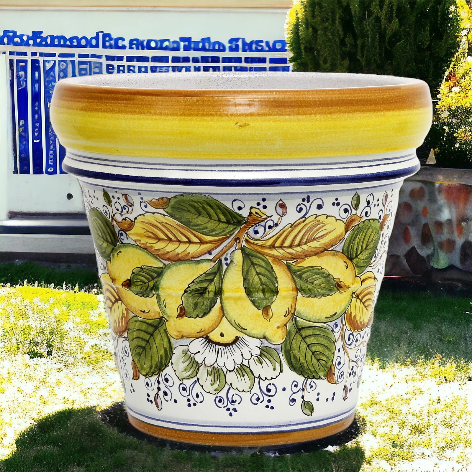 TOSCANA PLANTER: Medium Round Tuscan Limoniera planter/vase 'Conca' - Strong Terracotta indoor/outdoor freeze resistant - POSITANO Design