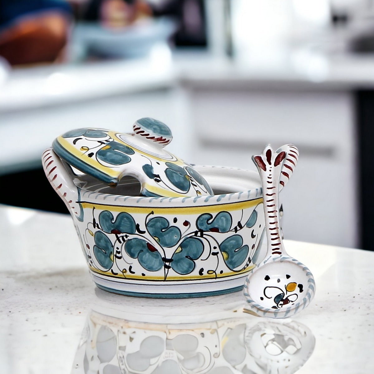 ORVIETO GREEN ROOSTER: Covered Parmesan Cheese Bowl with Spoon