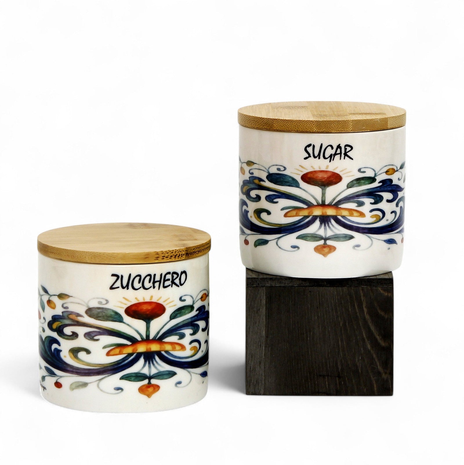 RICCO ITALIA DERUTA: Porcelain storage short jar with sealing bamboo lid Ricco Italia Deruta SUGAR or ZUCCHERO script- Mario Bruno Design