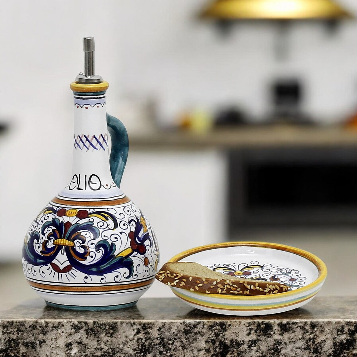 RICCO DERUTA DELUXE: Olive Oil Bottle Dispenser Deluxe with Dipping Bowl Tray