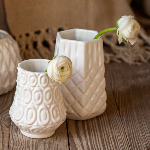 VIETRI: Tessere Hexagonal Bud Vase