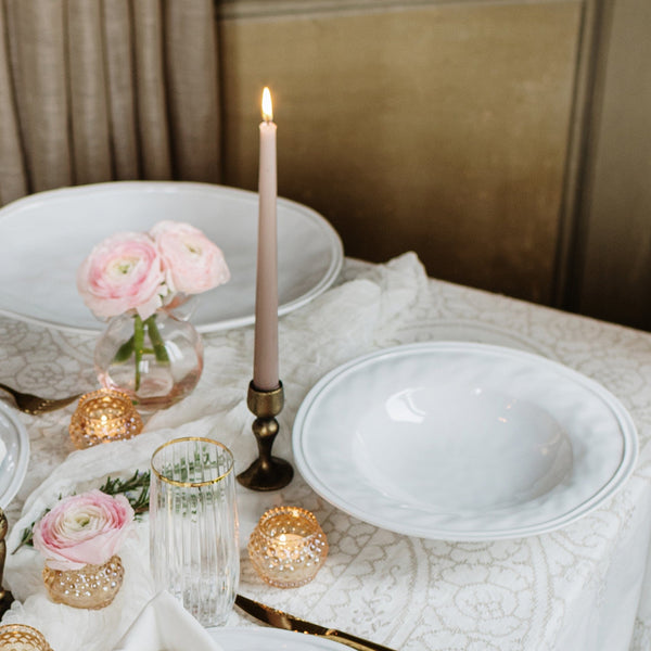 VIETRI: Aria White Shallow Serving Bowl