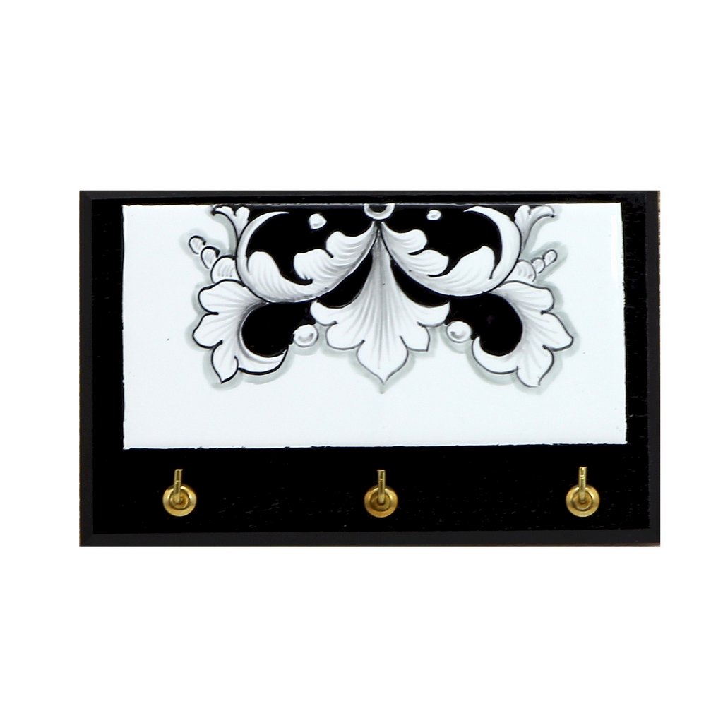 DERUTA VARIO NERO: Keys Hanger with Hand Painted Ceramic tile on Hard Wood base. Brass Hooks - tops-selection.shop