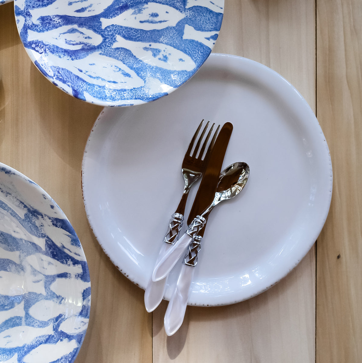 VIETRI: Aladdin Five Piece Place Setting CLEAR - tops-selection.shop